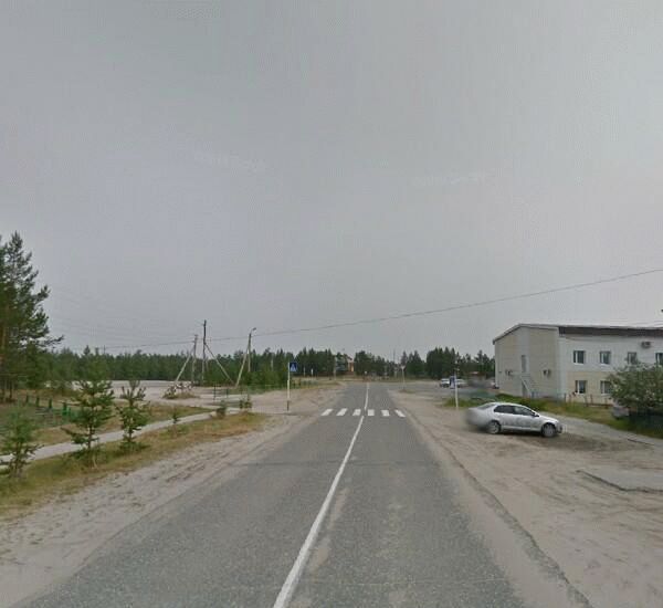 Банкомат Сбербанка России по адресу мкр-н Вынгапуровский,  ул. Ленина,  д. 10 Б