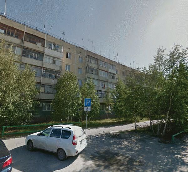 Отделение Ханты-Мансийского Банка по адресу улица Космонавтов 6