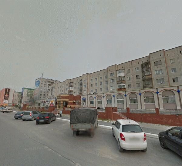 Отделение Ханты-Мансийского Банка по адресу улица Советская 82